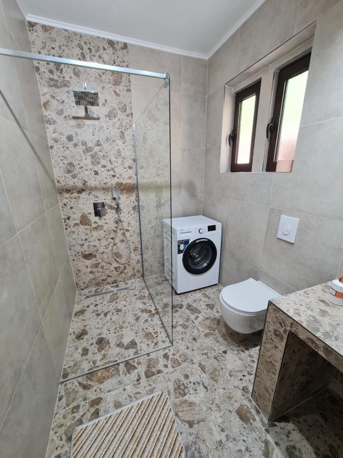 Stefanelo Apartment Улцин Екстериор снимка