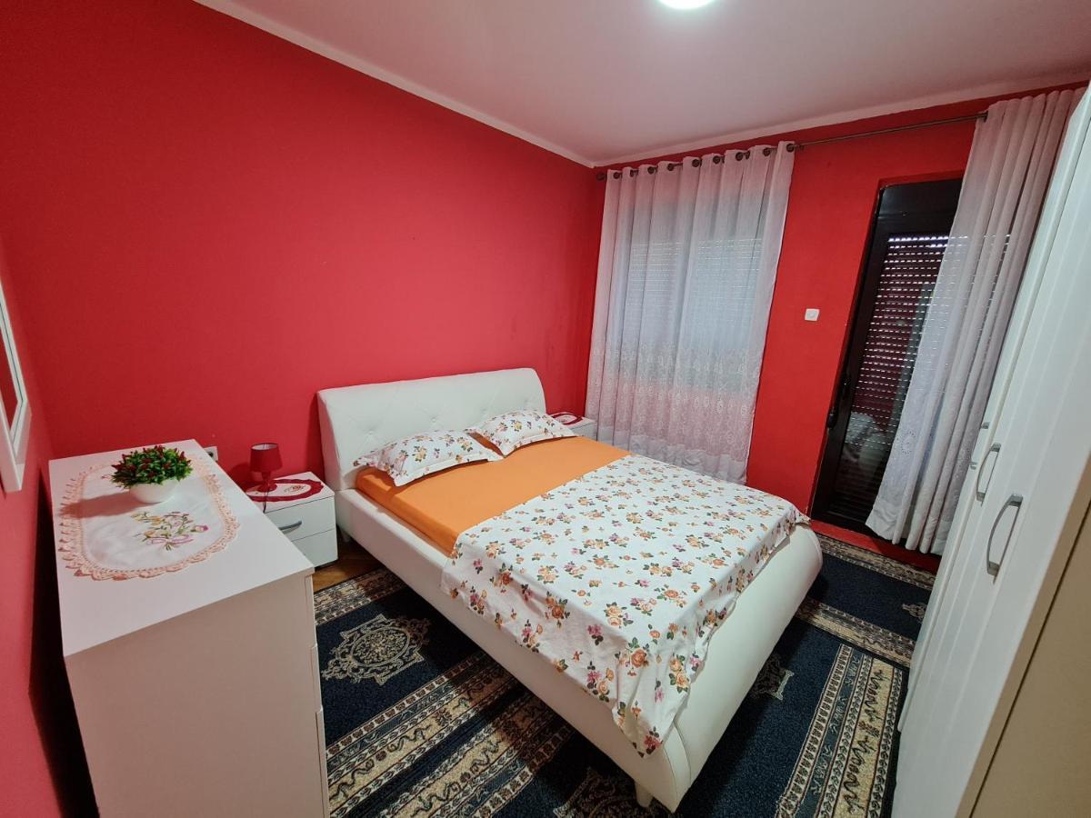 Stefanelo Apartment Улцин Екстериор снимка