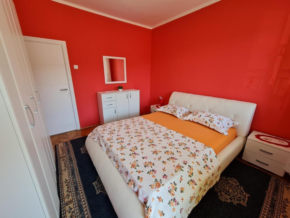 Stefanelo Apartment Улцин Екстериор снимка